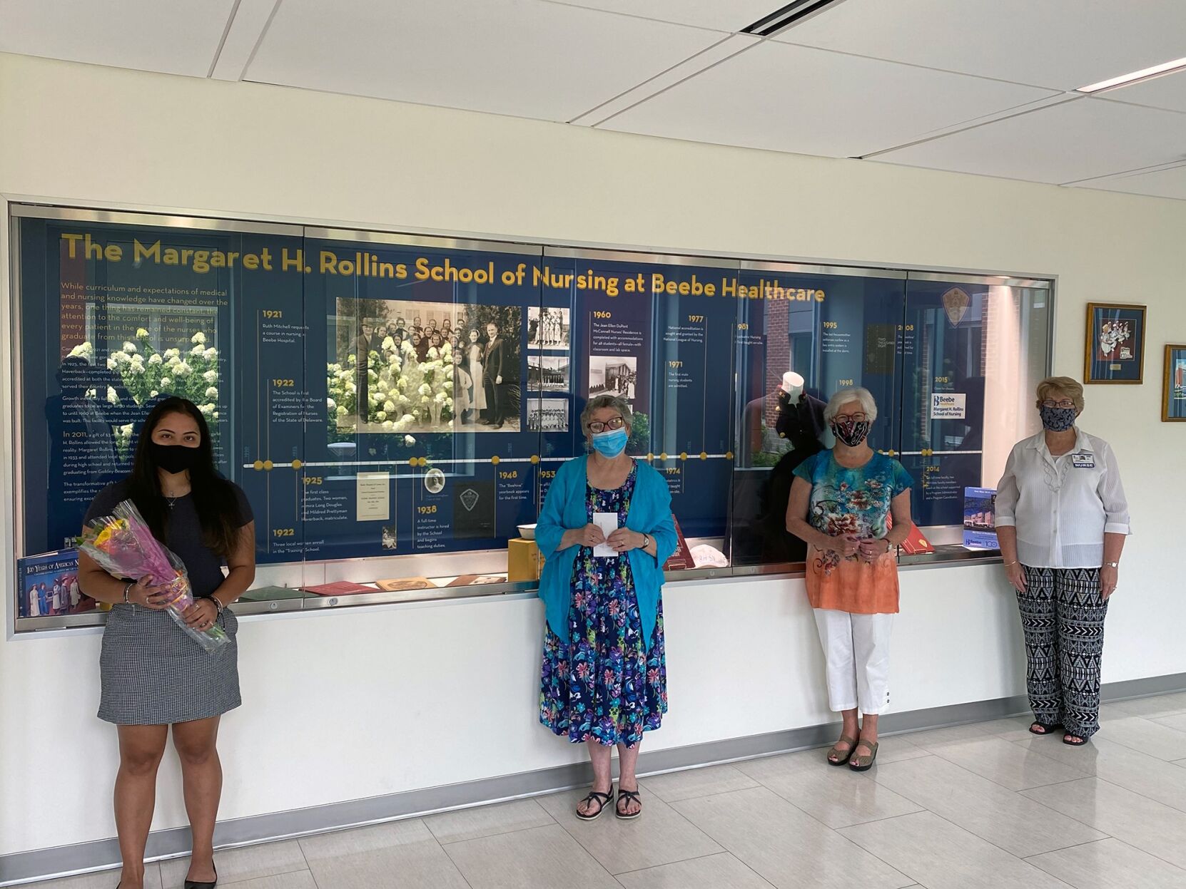 Lord Baltimore Lioness Club awards scholarship to School of Nursing student